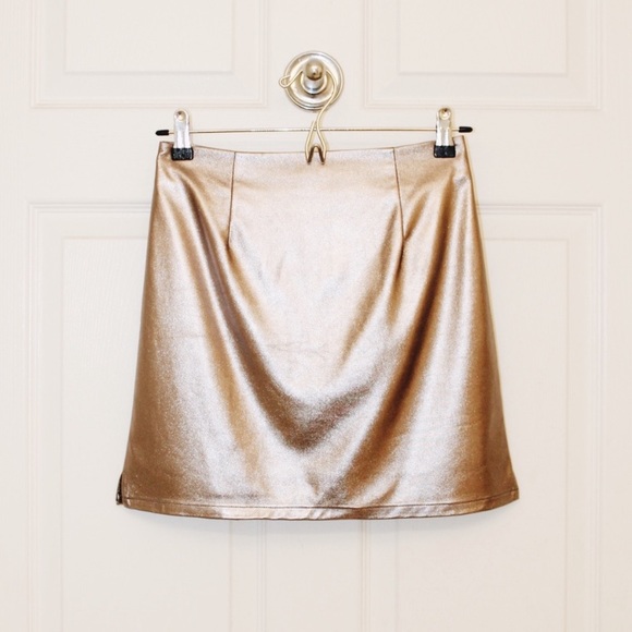 Lovers + Friends Metallic Back To Basics Skirt XS - Picture 4 of 6